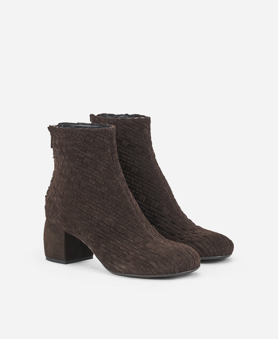 Tina Woven - 2