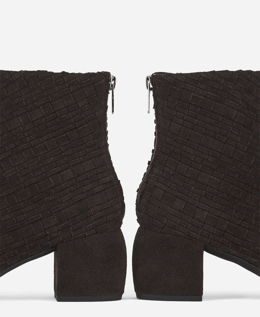 Tina Woven - 5