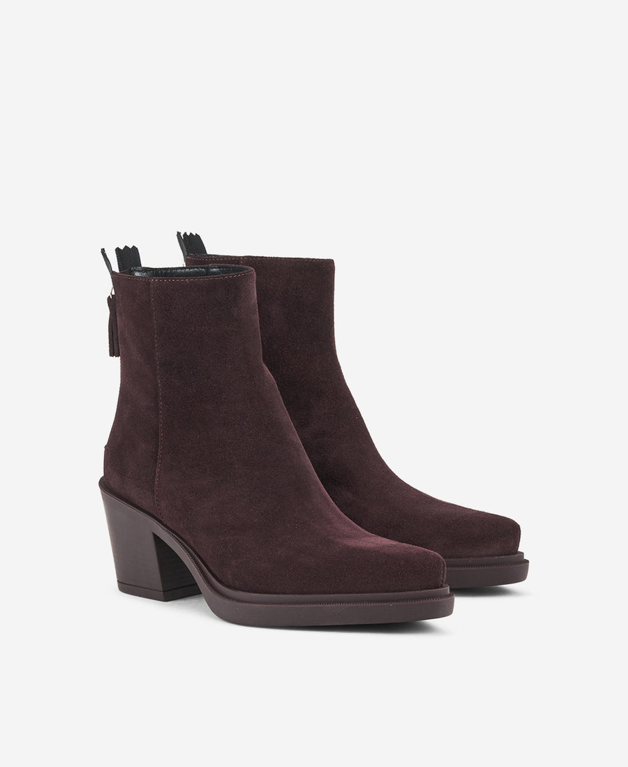 Selena Lowboot - 2