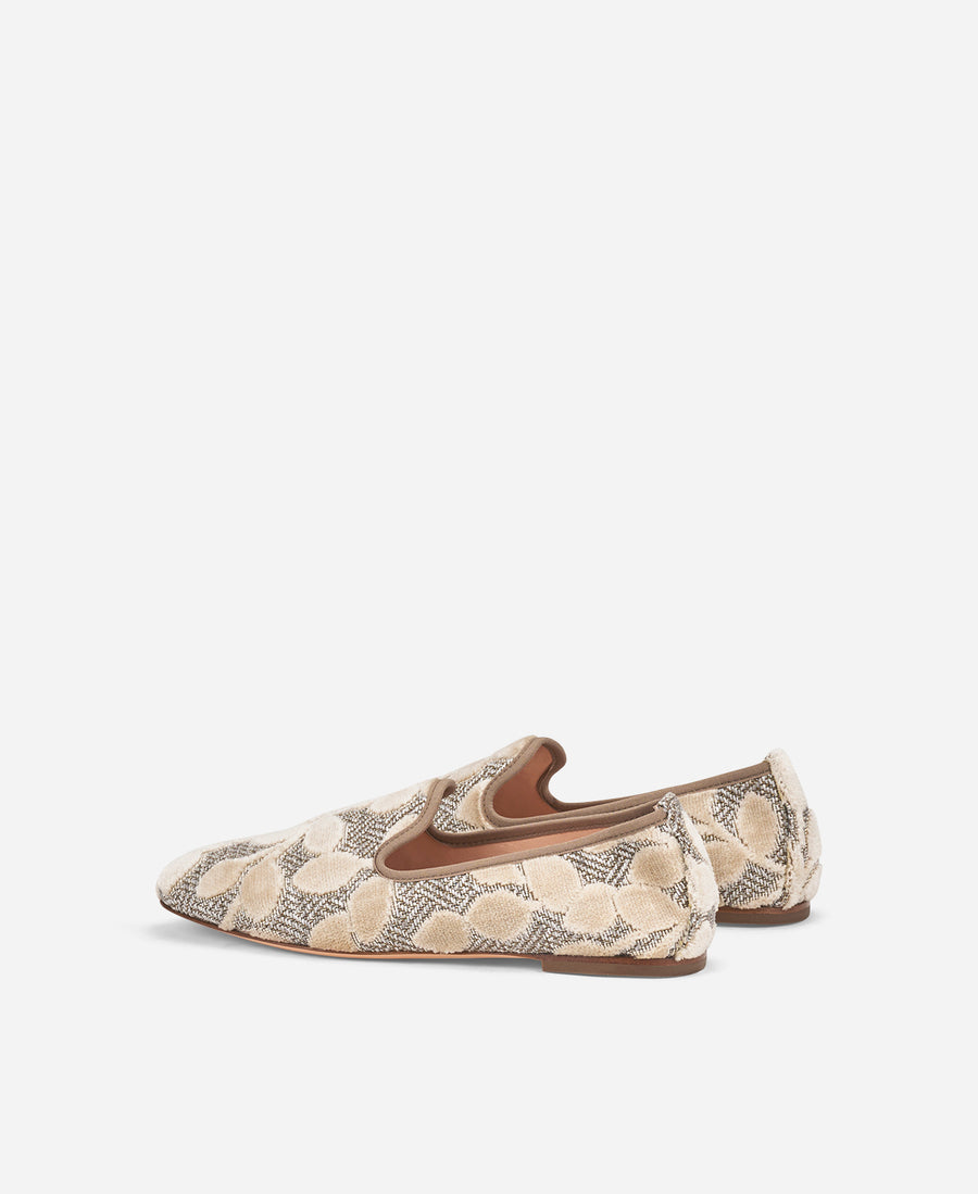 Lucy Loafer - 3