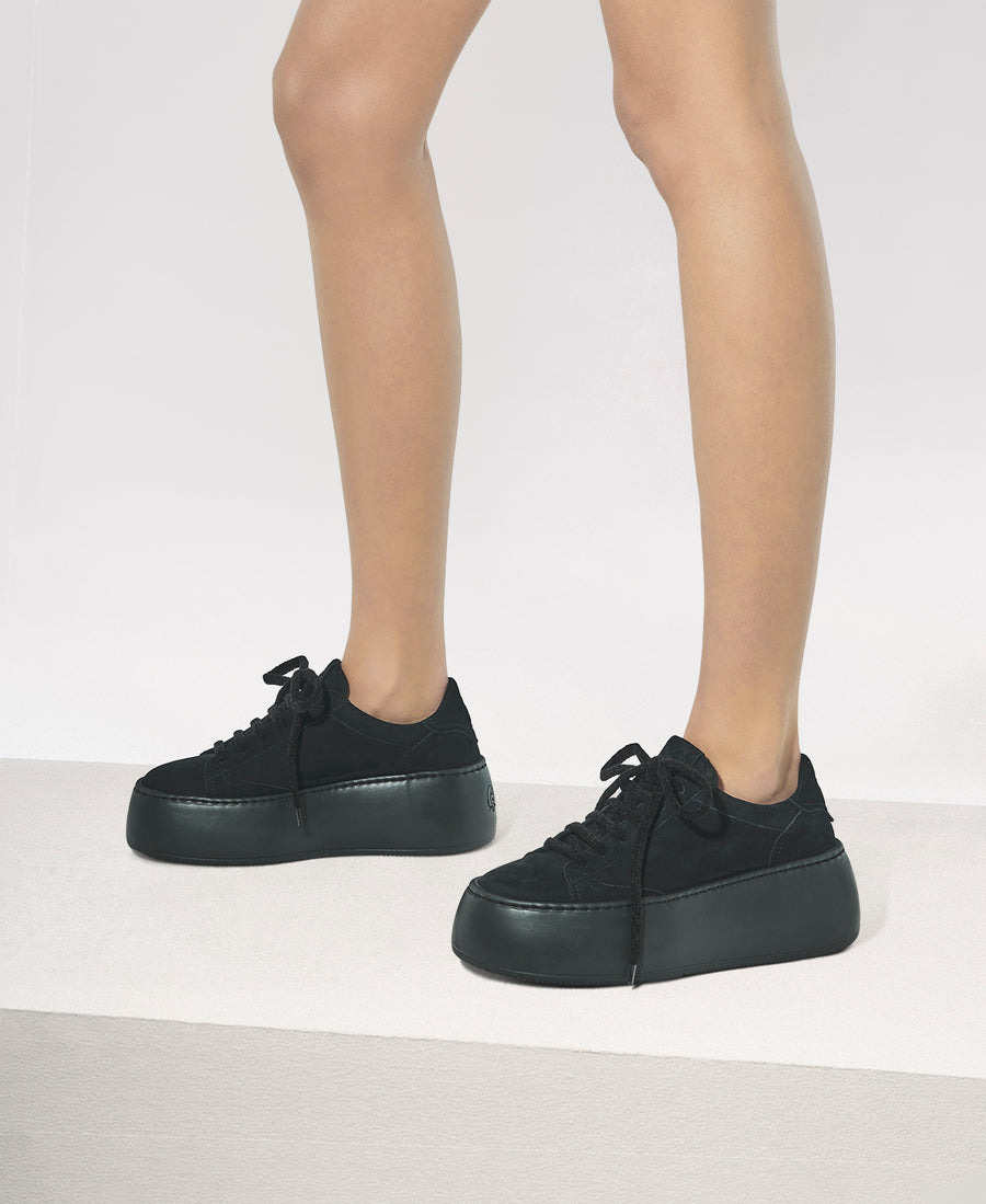 Vibe Lace Up - 4