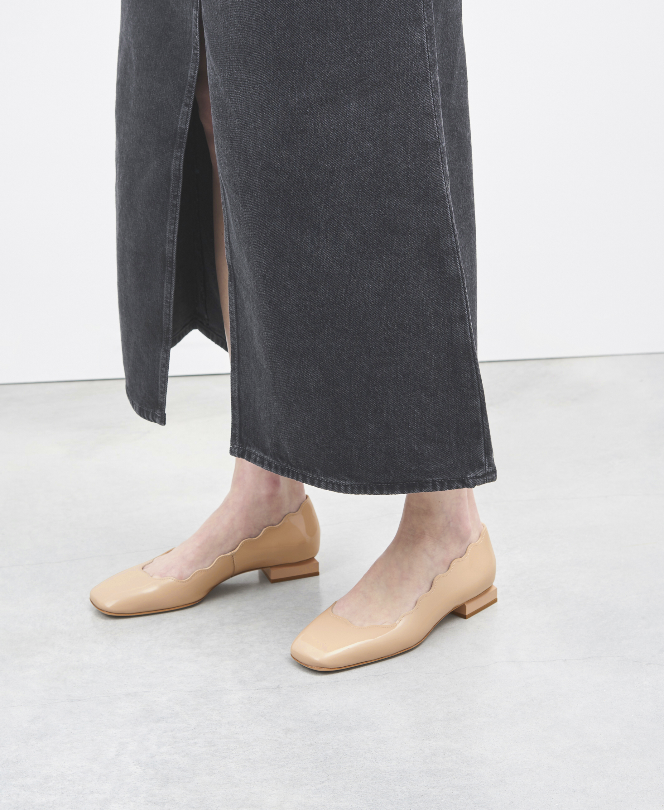 Patent ballet flat Beige Angie L Wave | AGL Shoes