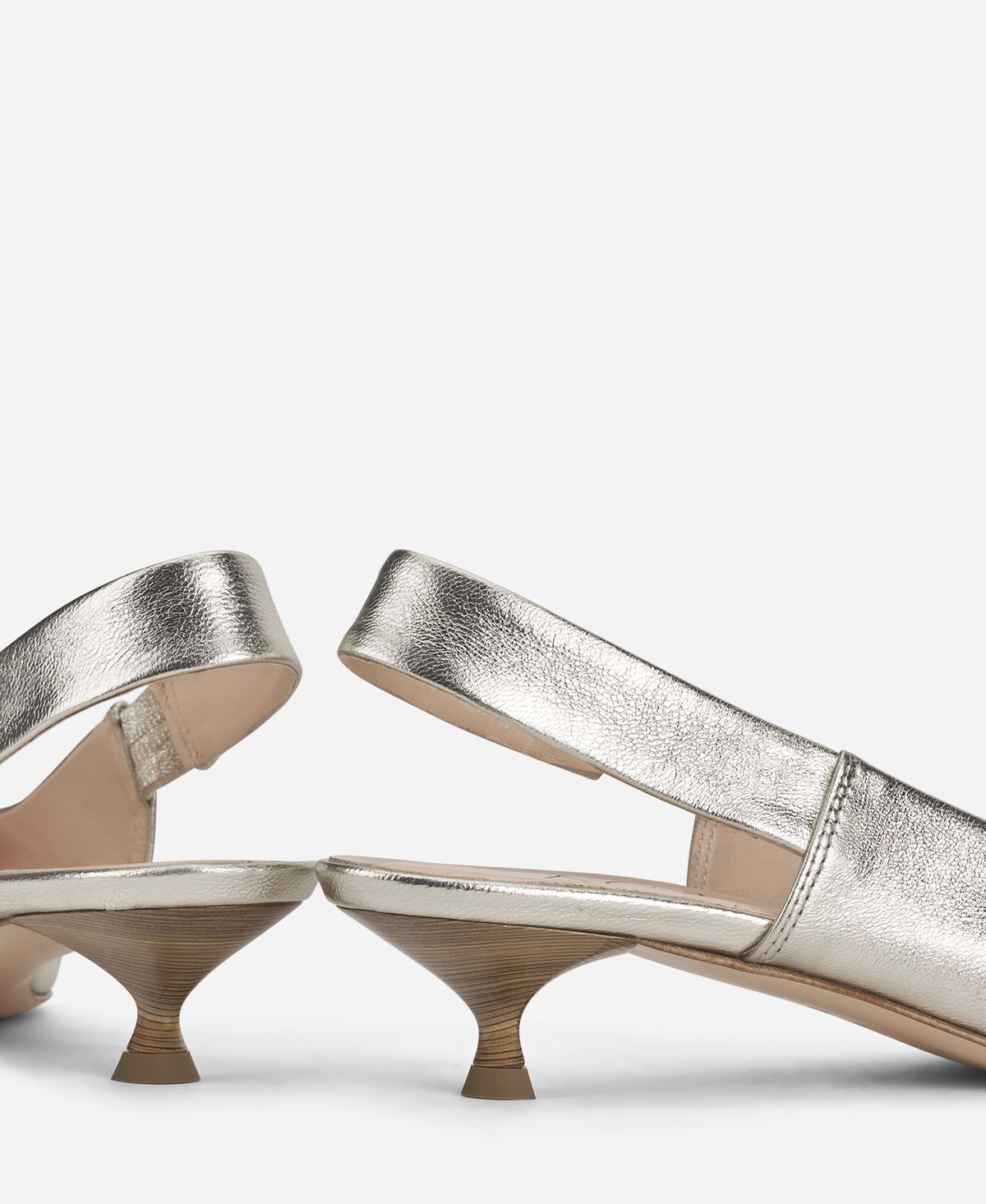 Metallic sling-back Platinum Lenor Sling | AGL Shoes