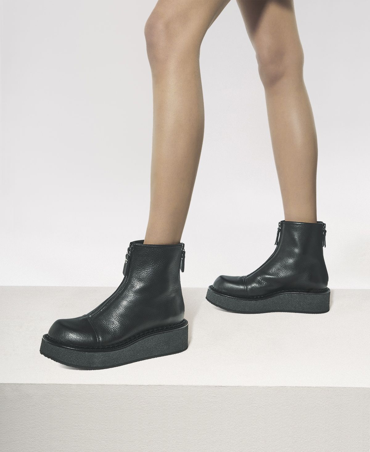 Leather ankle boot with zippers Black Linfa Lowboot | AGL Shoes