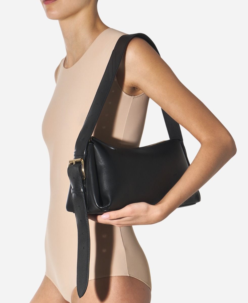 Leather bag with zipper Black Zippy Small | AGL Shoes