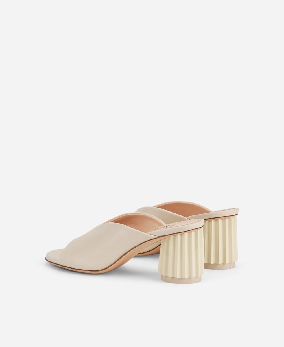 Mule with column heel Ivory Dorica M Mule | AGL Shoes