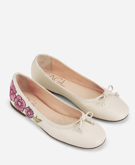 Women's Flat Shoes: Ballet & Moccasins | AGL Shoes